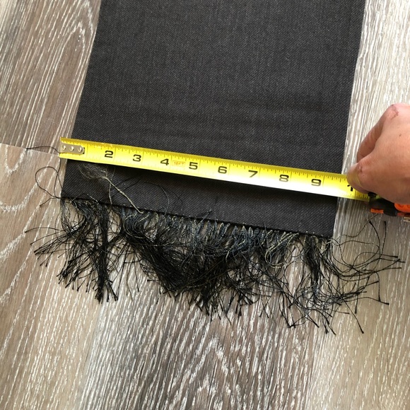 Dolce & Gabanna Virgin Wool Scarf - Picture 5 of 6